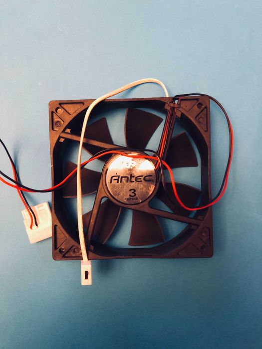 BeQuiet Antec iiyama Cooler Master LC Power