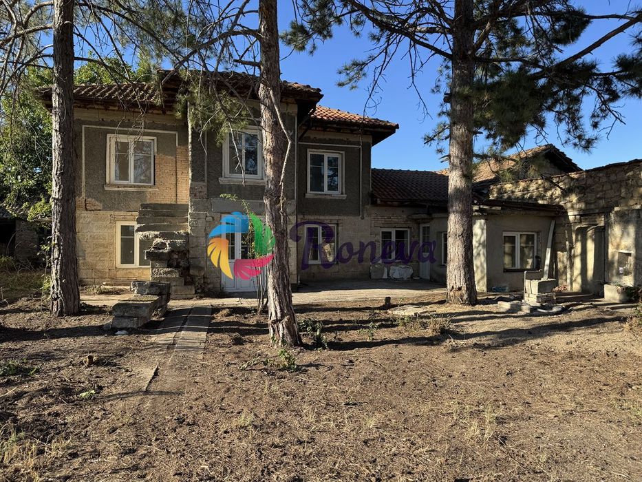 Къща в Варна, област-с.Черковна площ 250 цена 78000