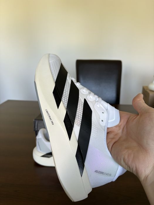 Adidas ADIZERO EVO SL  41.5-42