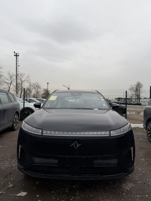 Dongfeng 008 Ultra 5 ўриндиқ