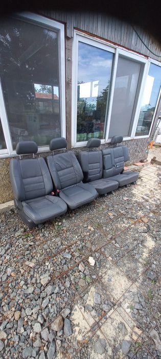 Кожен залон от нисан партфайндер