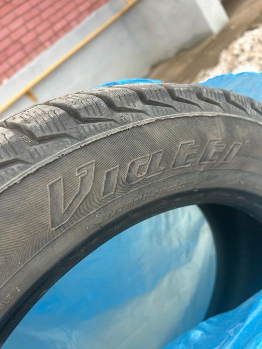 Зимние шины Viatti б/у