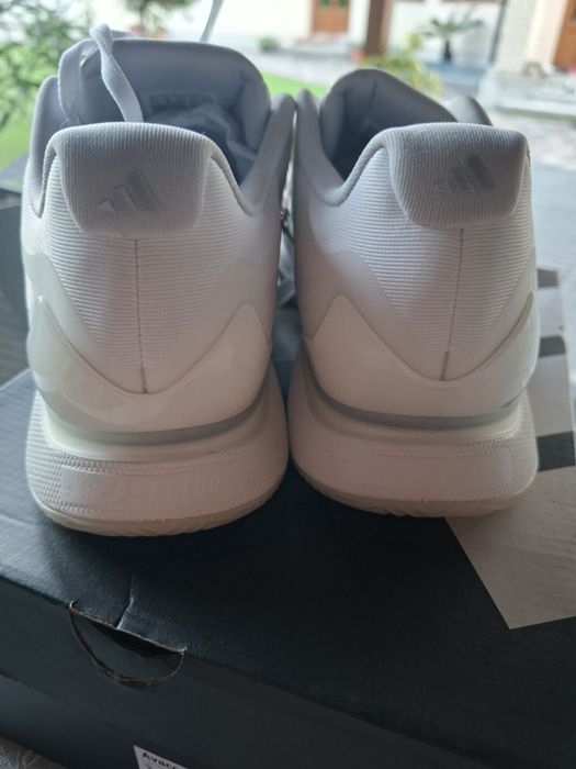 Adidași tenis Adidas