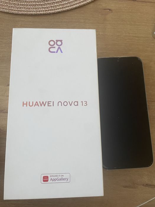 Telefon Huawei nova 13