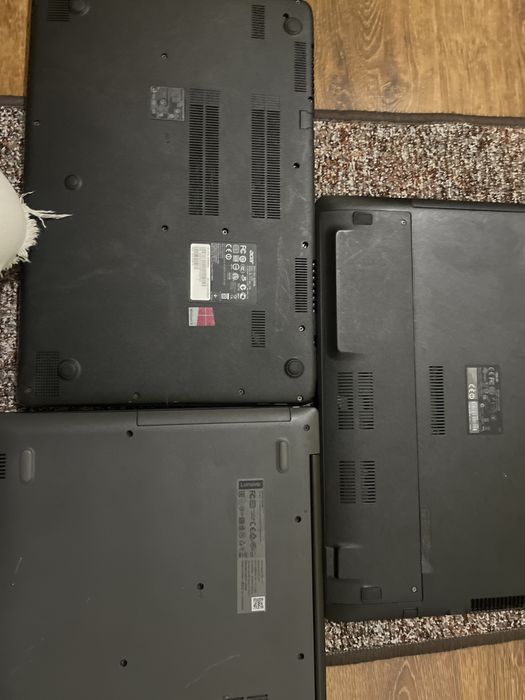 Vand laptopuri bune asus lenovo si race