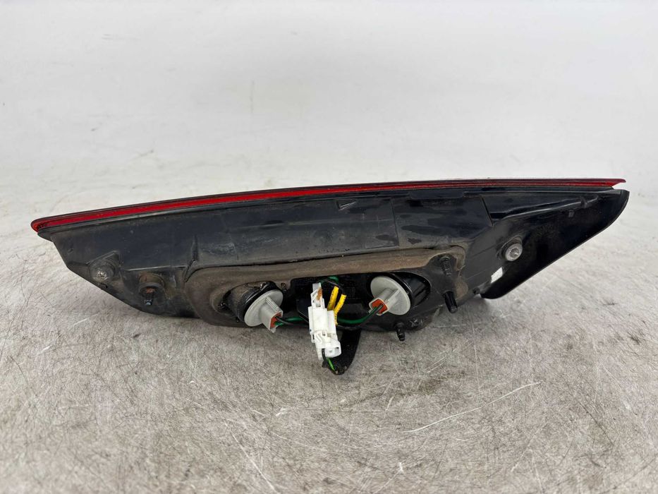 Stop stanga/dreapta de pe haion Hyundai I20 an 2016