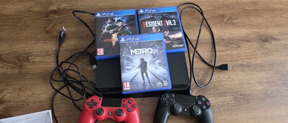 PlayStation 4 + игри