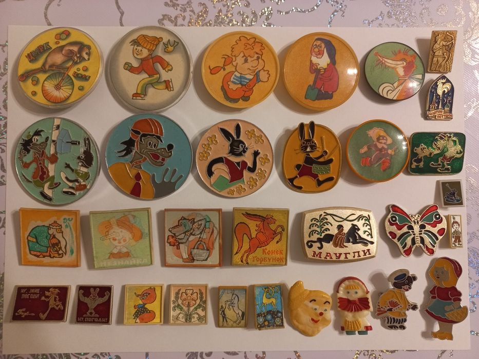 Продам значки СССР