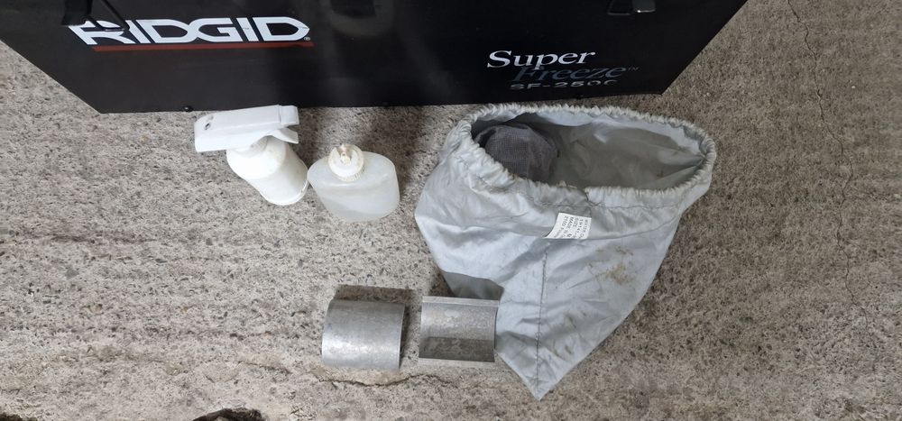 Машина за замразяване на тръбопроводи RIDGID Super Freeze 2500
