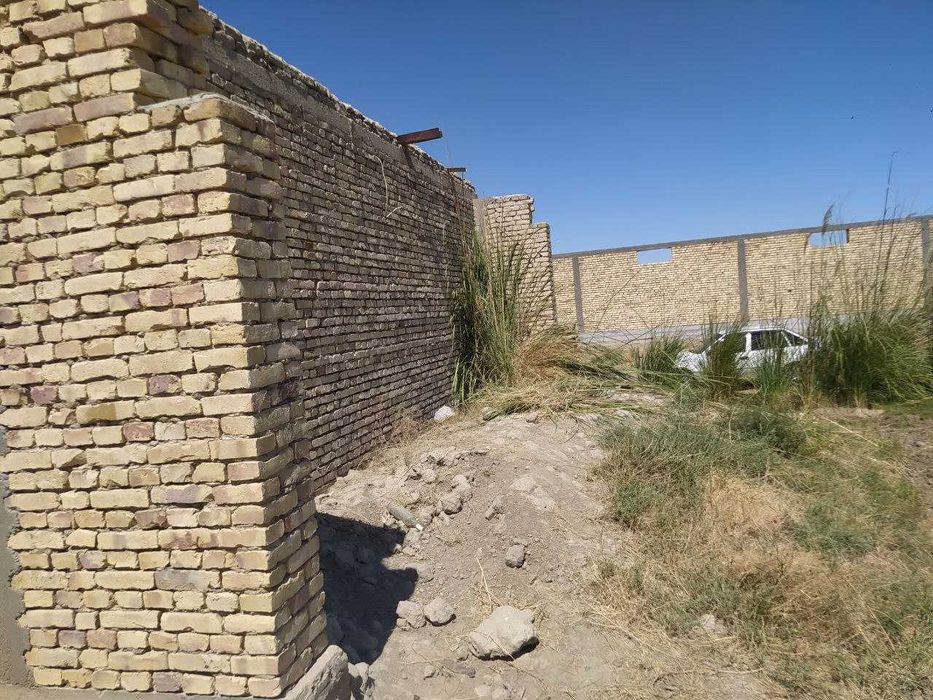 Uy sotiladi manzil Qorako'l shahri Zarafshon mahalla