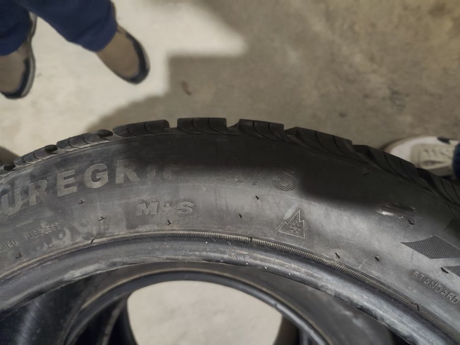Всесезонни гуми Gripmax Supergrip A/S 235/45 R18 2 броя - на 3 сезона