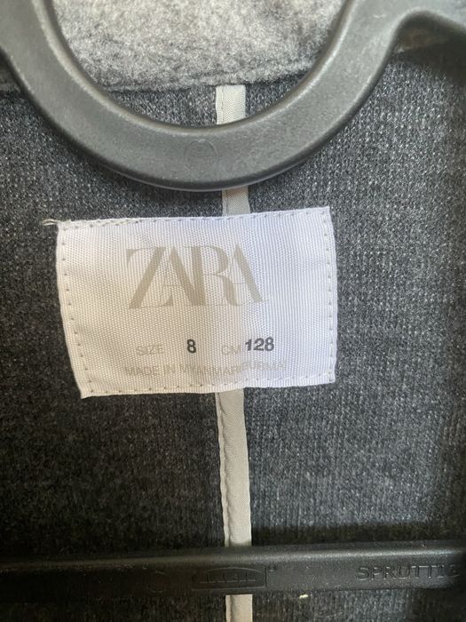 Пальто на девочку ZARA