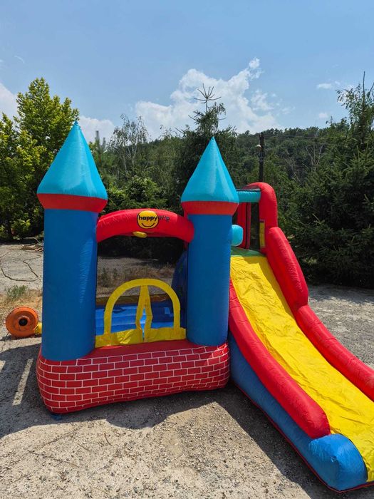 Vând castel gonflabil pentru copii