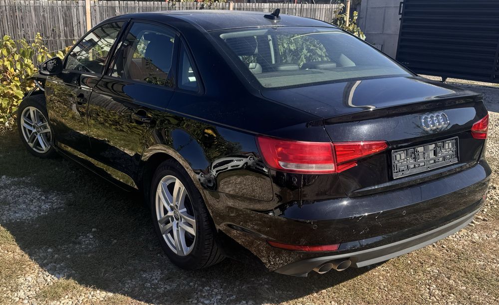 AUDI A4 2019 — imagine 4