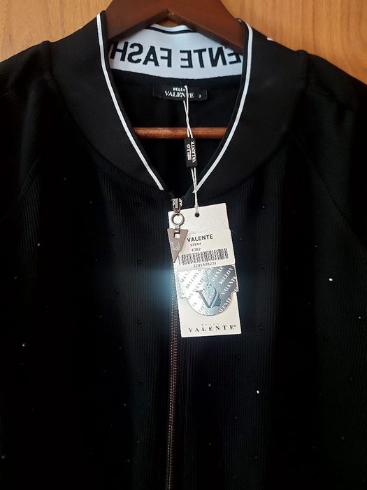 Продам новые брюки и бомбер