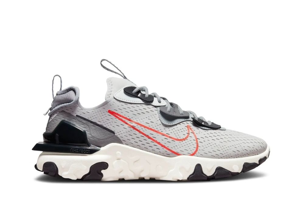 Nike react vision обувки