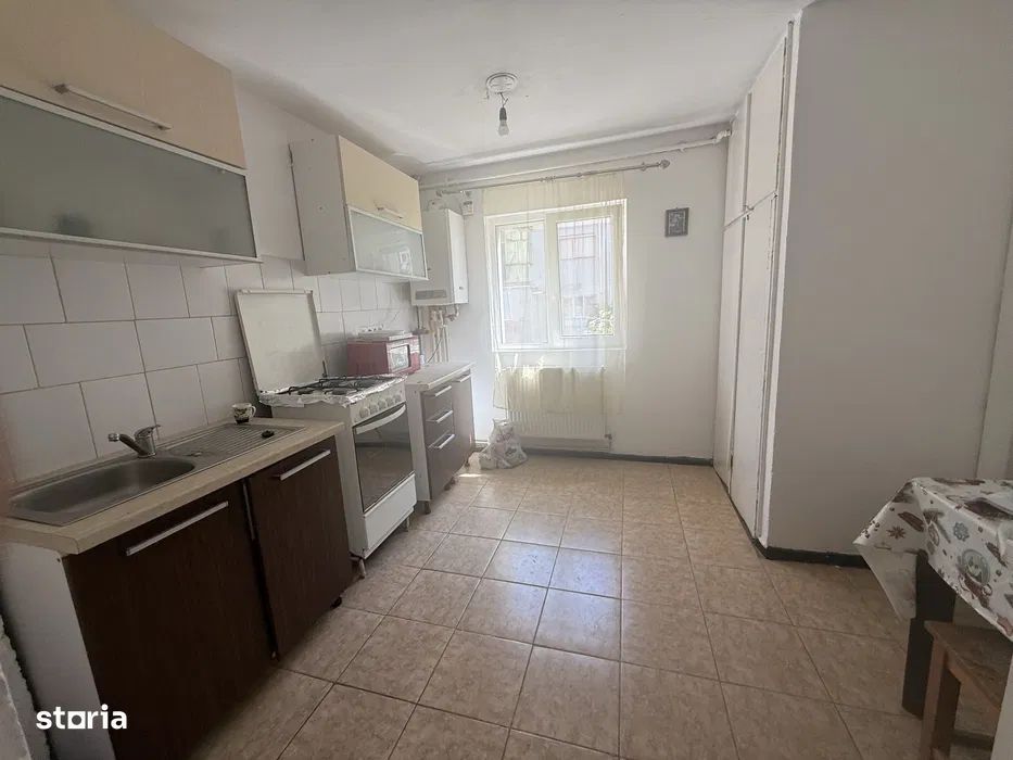 Apartament 2 camere  de inchiriat