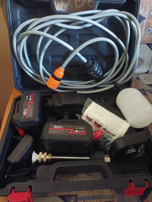 Водоструйка на батерия