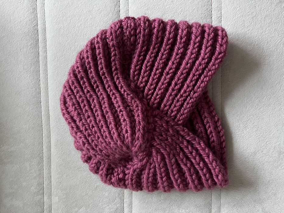 продам шапки женские