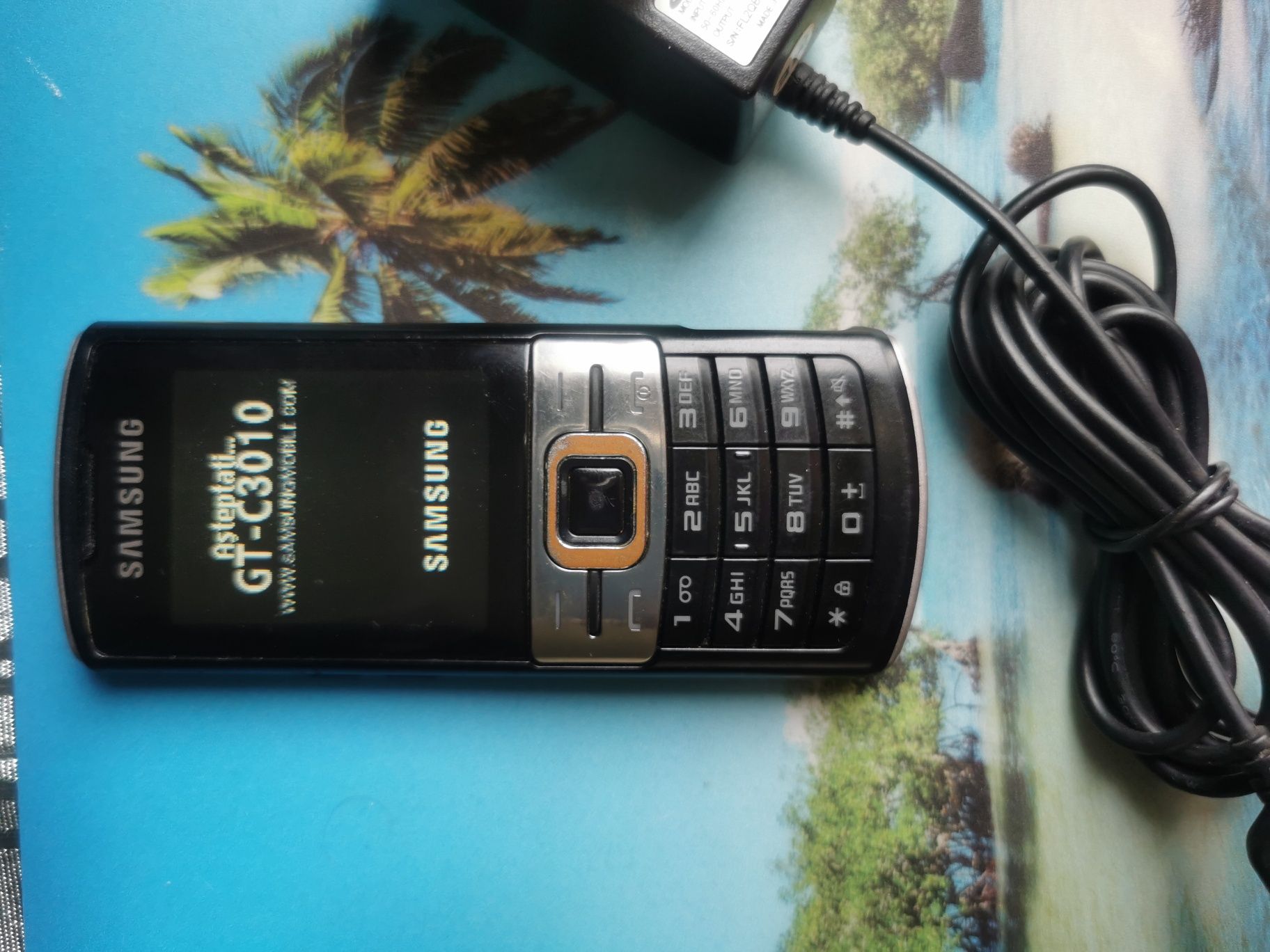 Telefon cu taste butoane digi mobil Samsung GT-E1081T impecabil lante  Oradea • OLX.ro