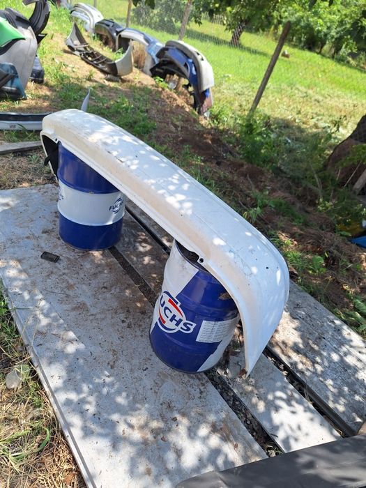 Задна броня за Mazda 323 P 96