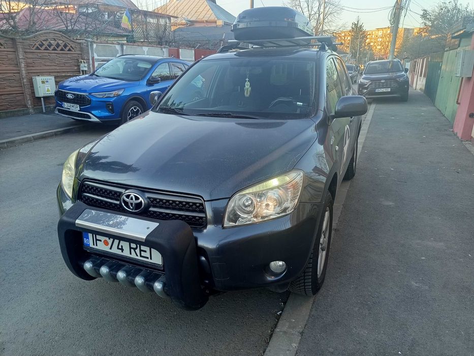 Toyota RAV 4 benzina