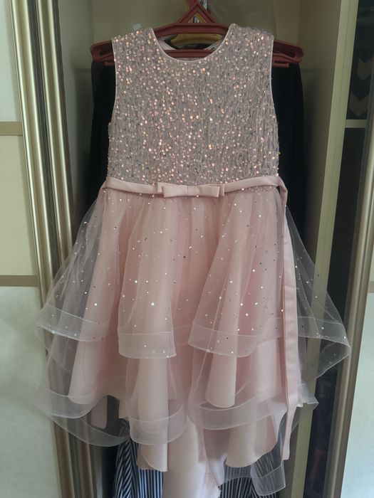 Нарядное платье для девочки