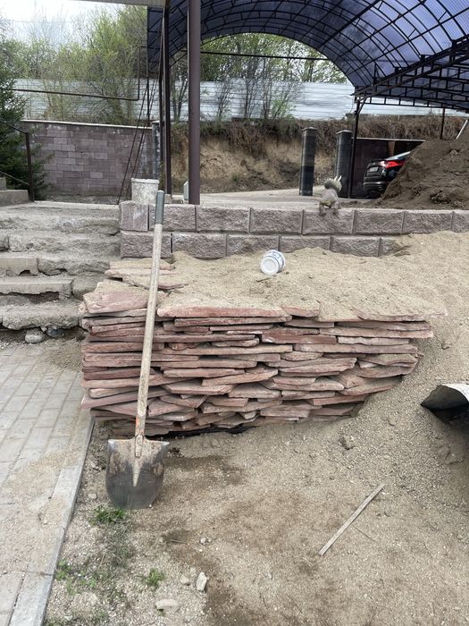 Плитняк красный Б/у