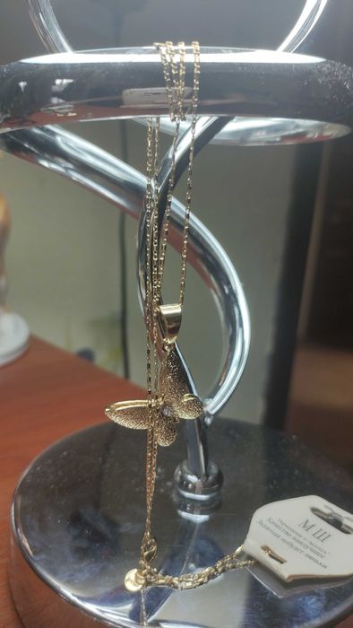 Детские часы, комплект бижутерии.