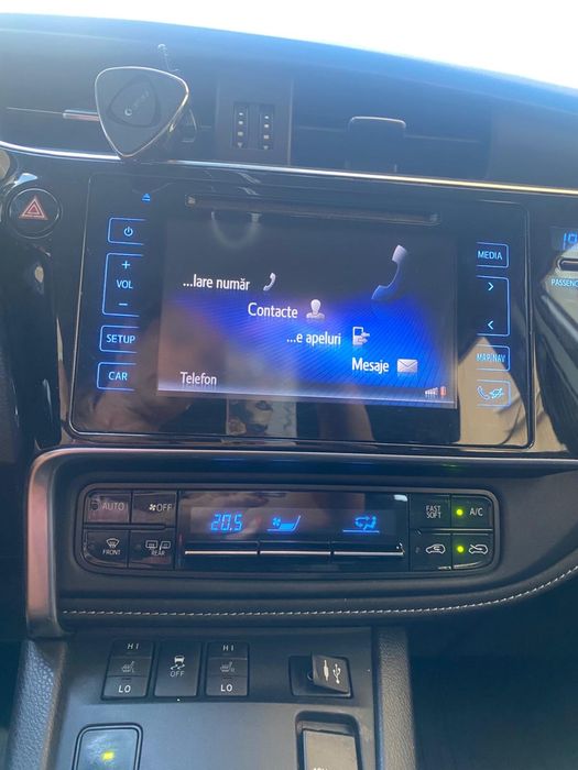TOYOTA Auris 2018 — imagine 2