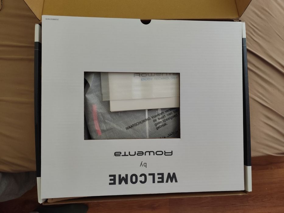 Чисто нова Прахосмукачка робот