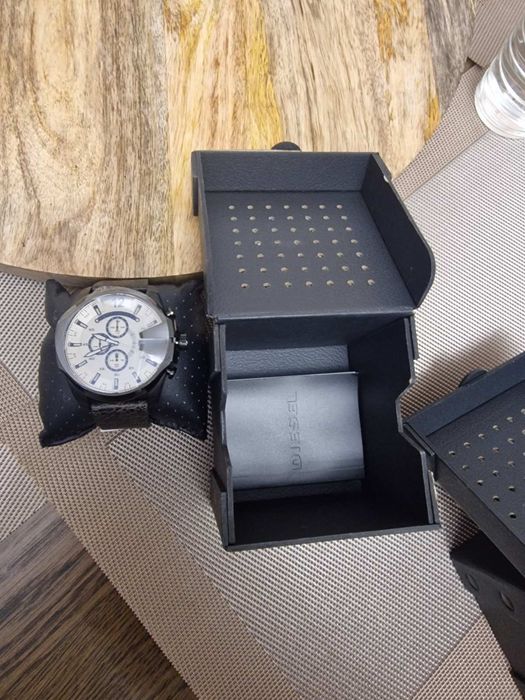 Часовници DIESEL