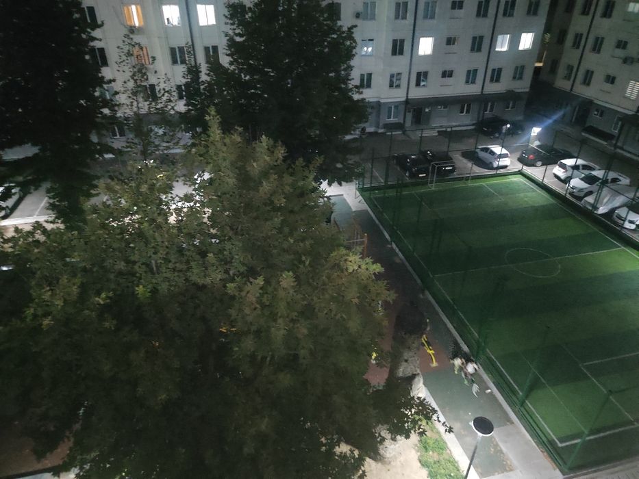 Задаётся 2 комнатная квартира эко базар