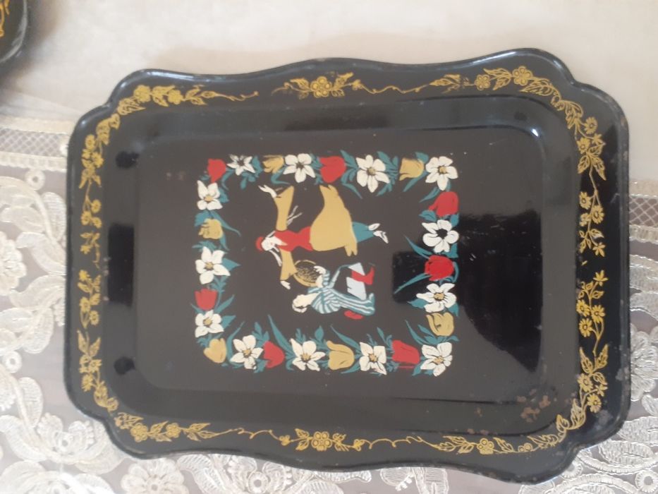 Продаётся железные подносы