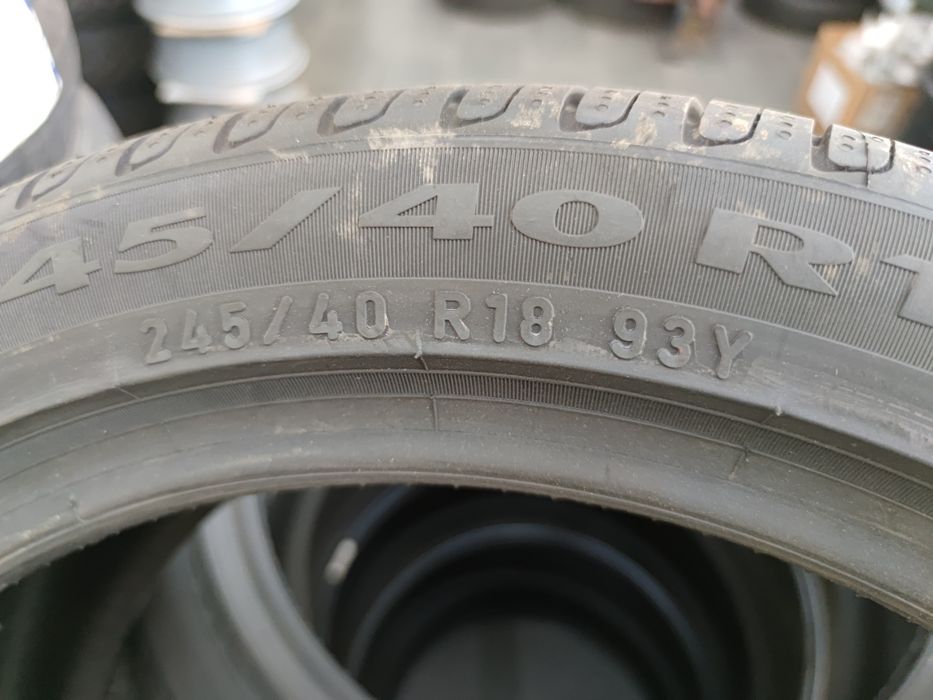 2бр Нови летни гуми 245 40 18 - Pirelli