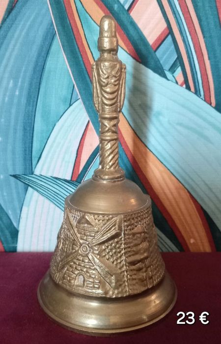 Камбани различни размери