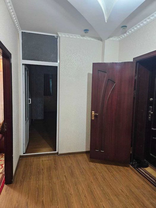 4 хона квартира сотилади Ангрен