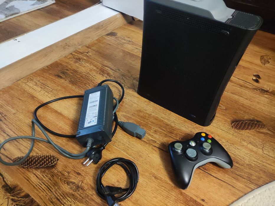 Xbox 360 Elite – Curățat Profesional + Pastă Termică Nouă – Impecabil