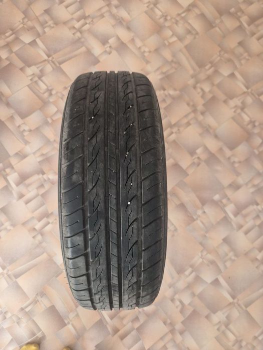 Продам резину летнюю