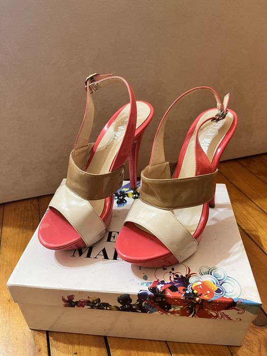 Дамски елегантни сандали