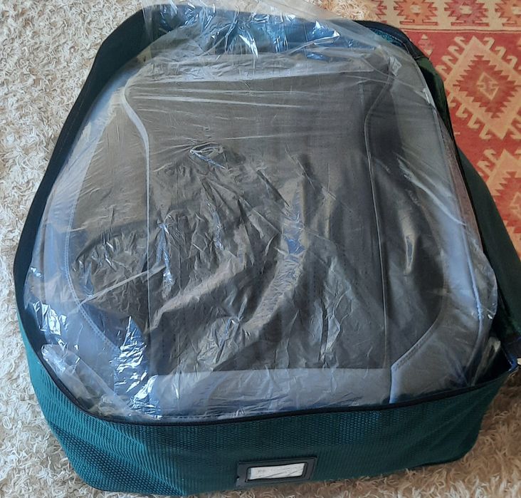 Продам чехлы на автомобиль