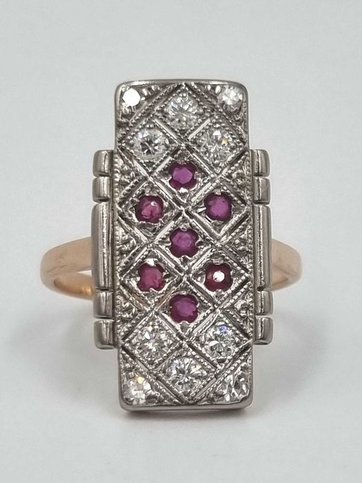 Splendid inel vechi art deco aur 18 k ,diamante si rubine naturale