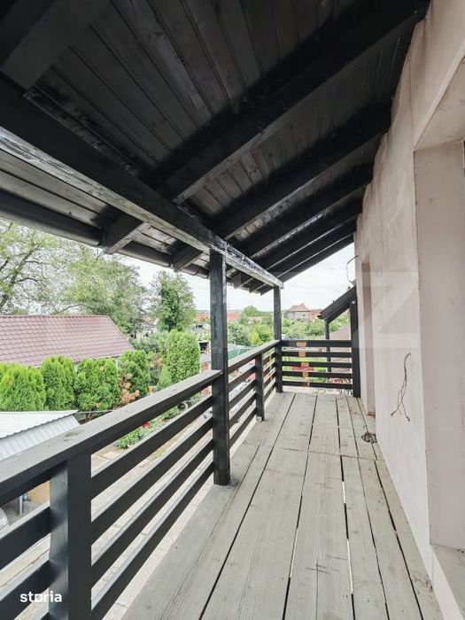 Casa 279 mp, teren 1400 mp, in Mihai Viteazu
