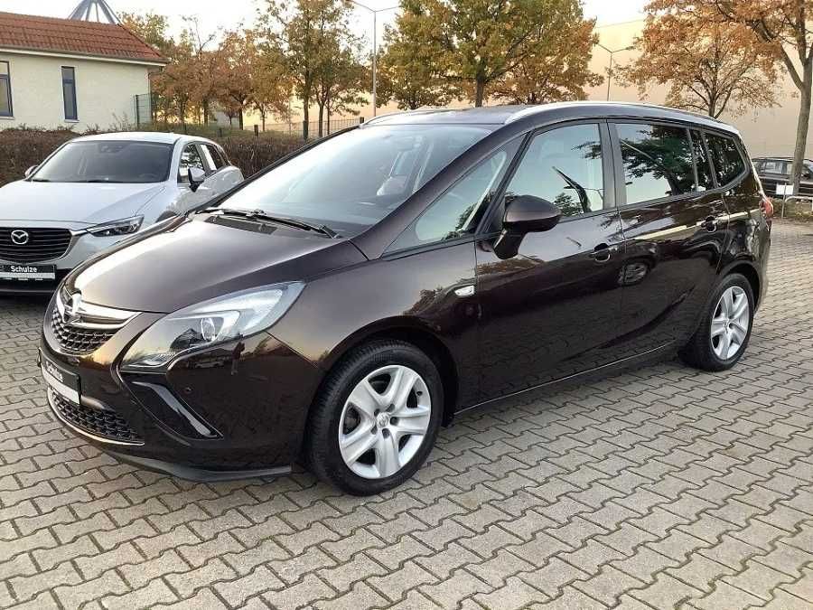 opel zafira 2013