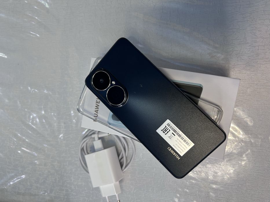 Huawei nova Y73 телефон