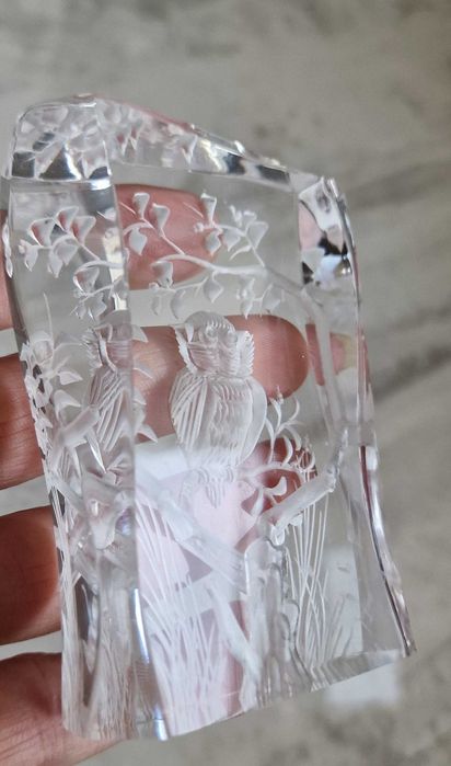 Изящно триизмерно преспапие– Бухал.