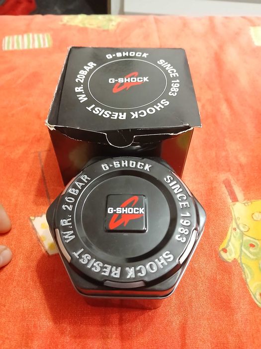 Casio G-Shock GA-110SL-8A, original, 20 BAR, cu cutie