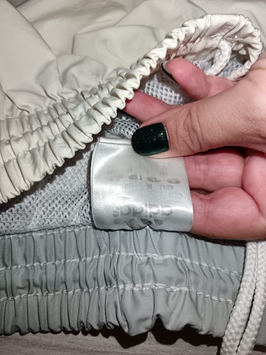 Adidas pantaloni scurți bărbat XL