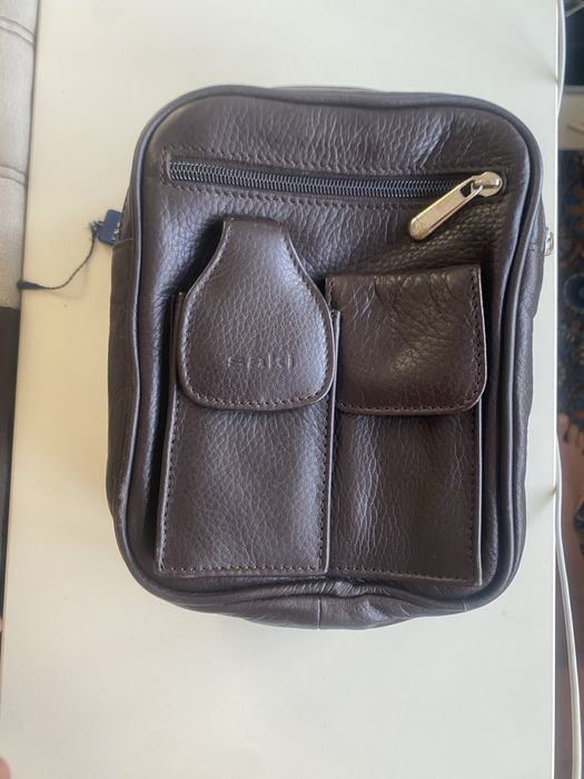 Мъжка кожена чантичка чанта