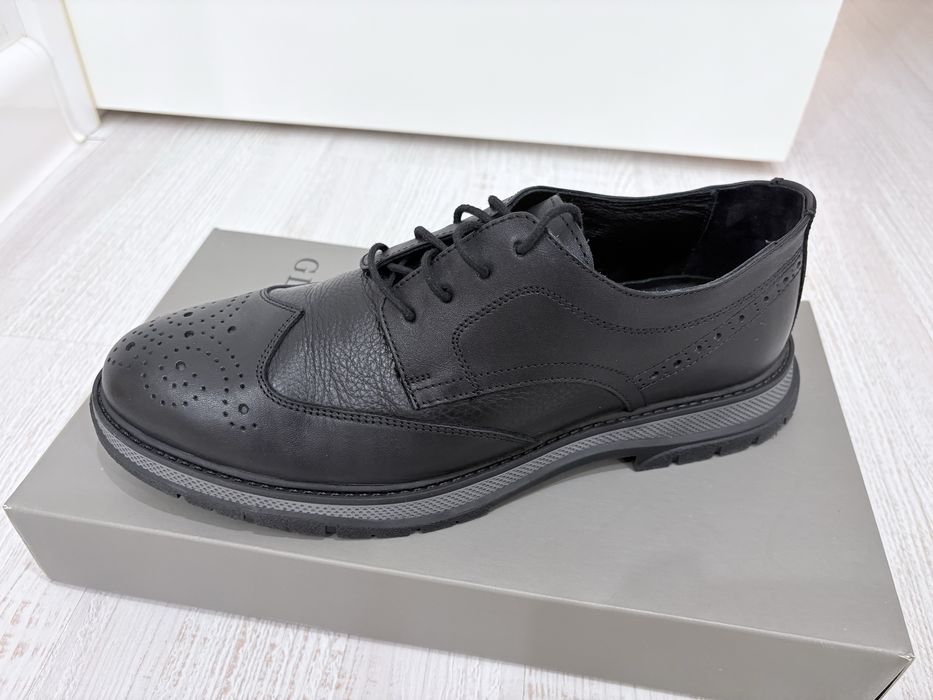 Продам кожаные мужские обувь туфли